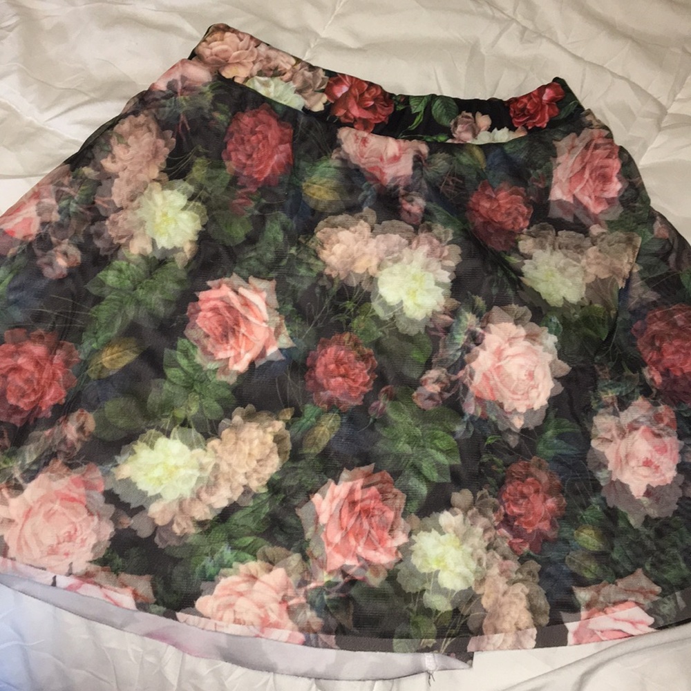 3D skater skirt